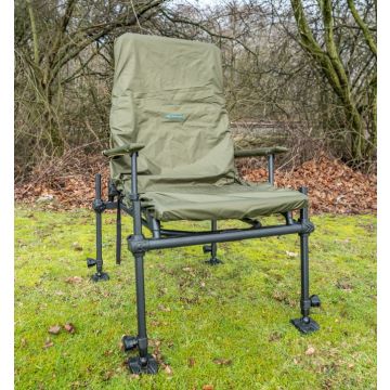 Korum universal waterproof chair cover